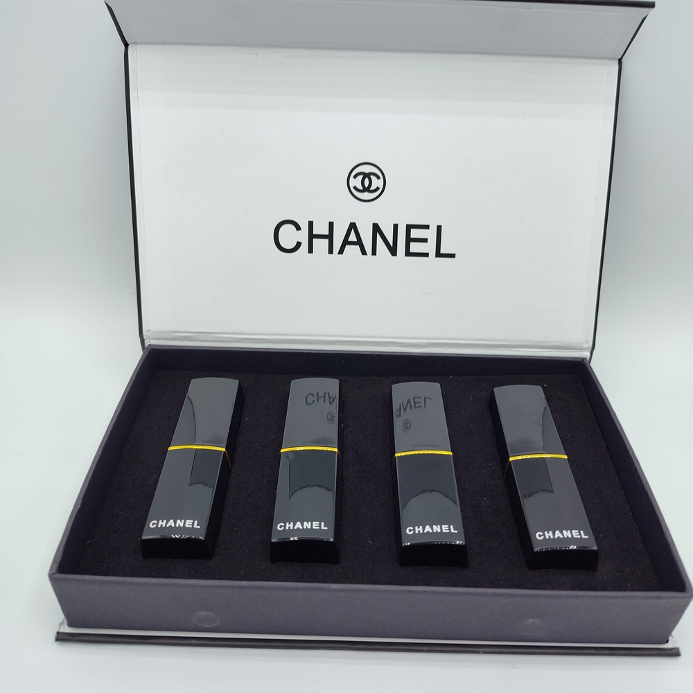 CHANEL Rouge Coco Limited Edition Four (4) Lipstick Collector Gift Set NIB - Picture 4 of 6